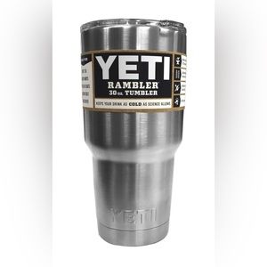 YETI Rambler Vacuum Insulated Tumbler with Lid, Stainless Steel, 30 oz